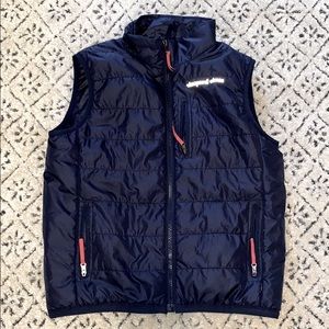 Boys med vest vineyard vines 12-14 EUC